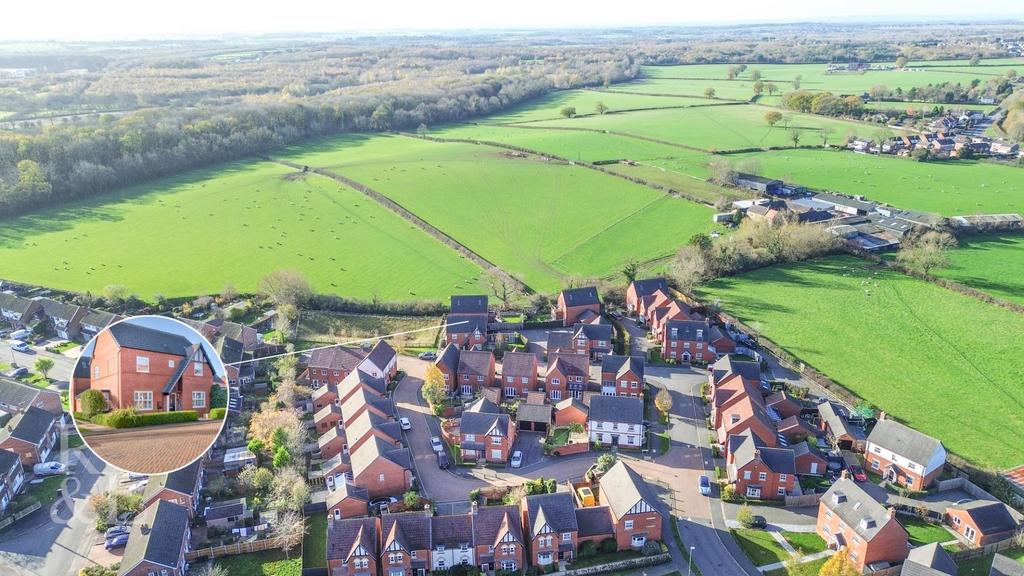 23 Bernard Vann Crescent (6).jpg