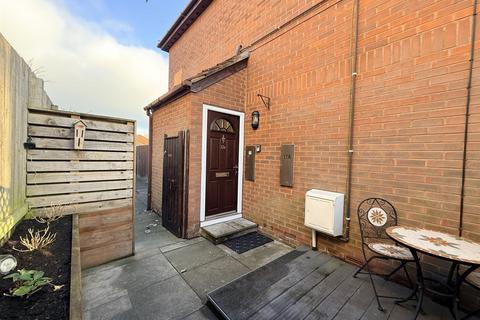 2 bedroom apartment to rent, Whitby Avenue, York