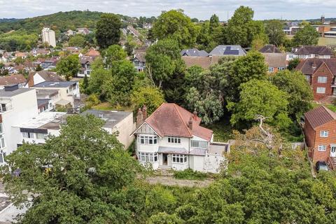 undefined, Mansfield Hill, London E4