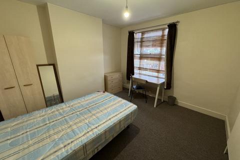 undefined, Knighton Fields Road East, Leicester LE2