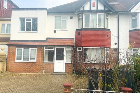 undefined, Ostereley/Isleworth TW5