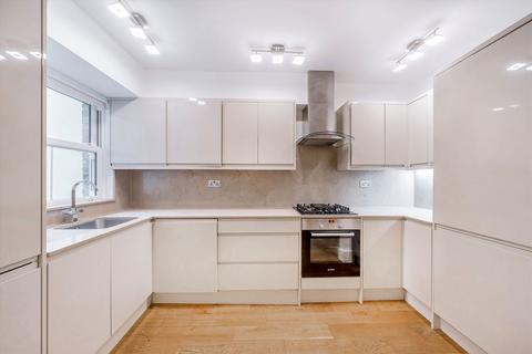 3 bedroom flat to rent, Milton Park, London N6