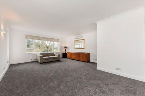 undefined, Aylmer Road, London N2