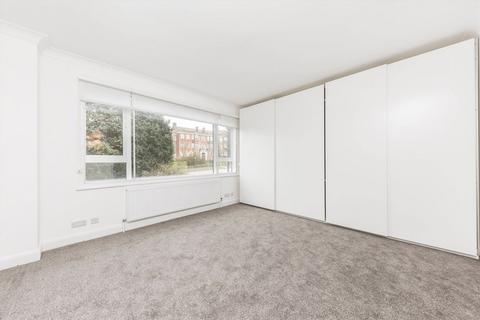 undefined, Aylmer Road, London N2