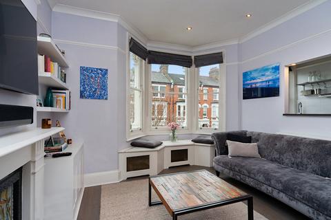 Dunster Gardens, London, NW6