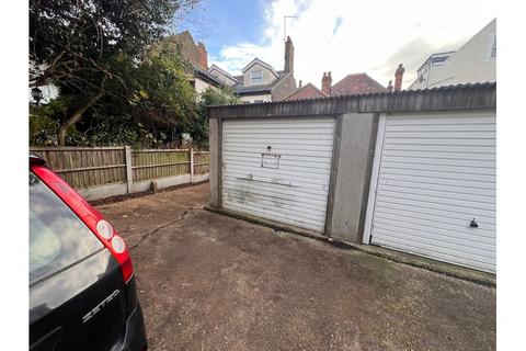 undefined, Westcliff Avenue, Westcliff-on-Sea, Essex