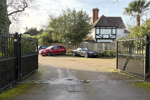 2 bedroom apartment for sale, Sidney Road, Walton-on-Thames, Surrey, KT12