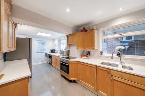 undefined, Chalk Hill, Southampton SO18