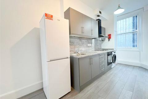 1 bedroom apartment to rent, Earls Court Road, Earls Court, London, SW5