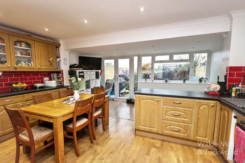 3 bedroom terraced house for sale, Risemoor Road, Bridgwater TA6