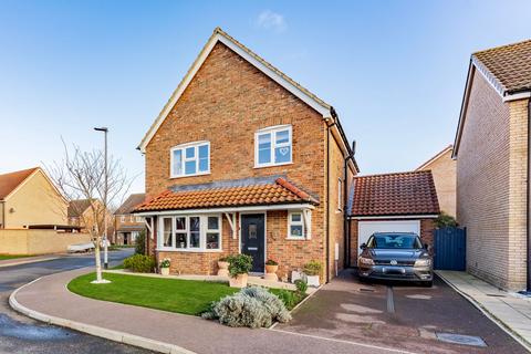 4 bedroom detached house for sale, Bloodhound Road, Watton