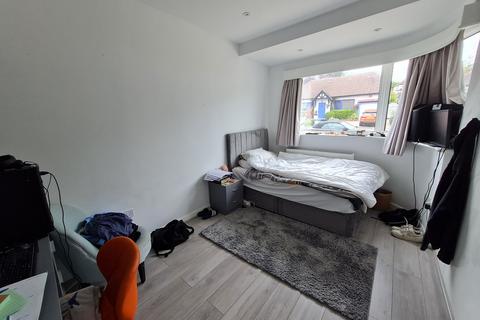 undefined, Highview Gardens, Edgware, HA8