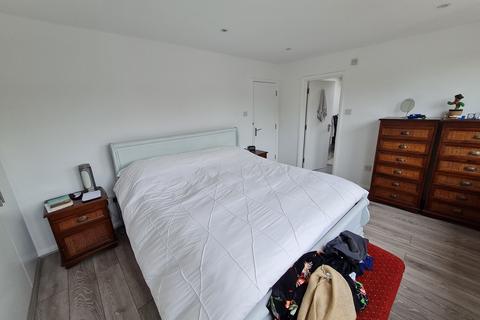 undefined, Highview Gardens, Edgware, HA8