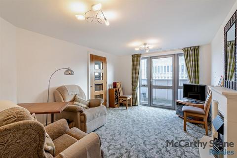 2 bedroom apartment for sale, Corbett Court, The Brow, Burgess Hill, RH15 9DD