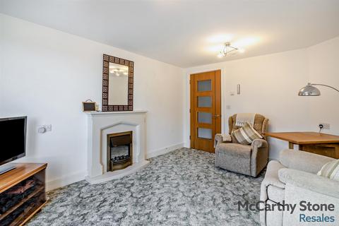 2 bedroom apartment for sale, Corbett Court, The Brow, Burgess Hill, RH15 9DD
