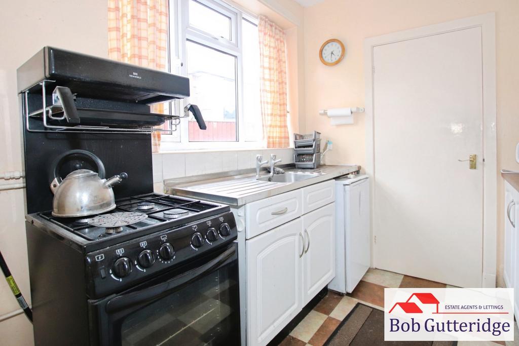 Fitted kitchen