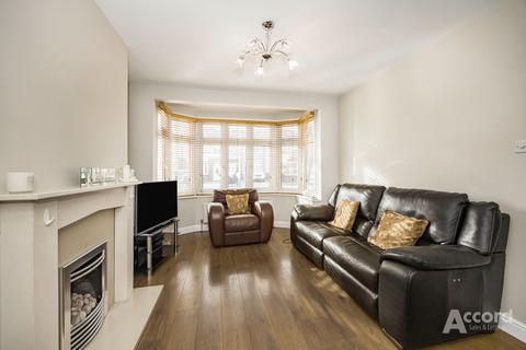 3 bedroom semi-detached house for sale, Heather Avenue, Romford, RM1