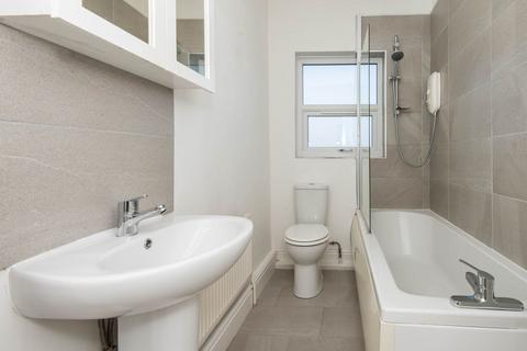 3 bedroom terraced house to rent, Bowness Road, Sheffield S6