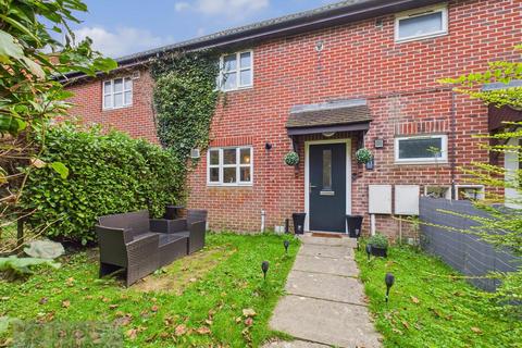 undefined, Dingle Close, Crawley