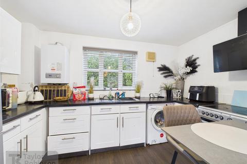undefined, Dingle Close, Crawley