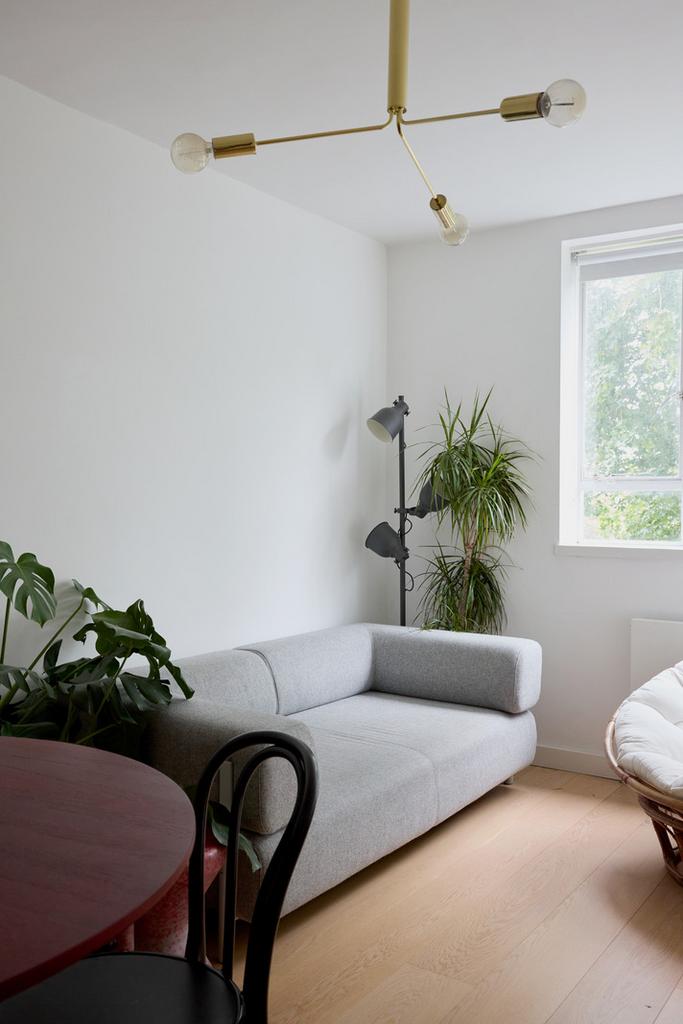 296338   bevin court 30.jpg