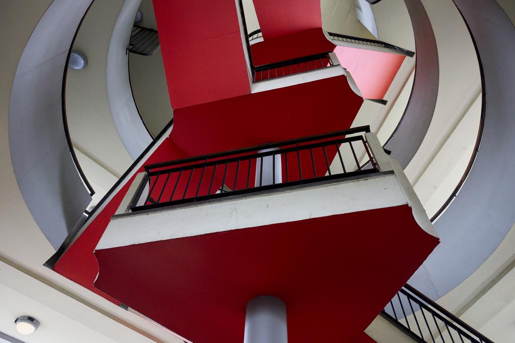 296322   bevin court 14.jpg