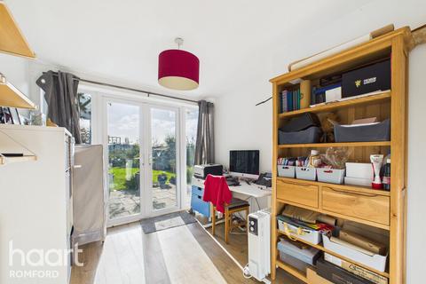 undefined, Brentwood Road, Romford, RM1 2RT