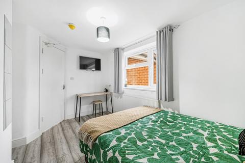 undefined, The Crescent, Acton