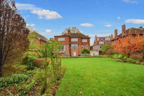 4 bedroom detached house for sale, Serpentine Road, Sevenoaks, TN13