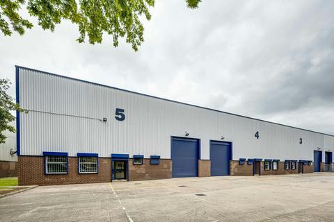 Factory to rent, Parkway Trading Estate, Longbridge Rd Manchester M17 1SN