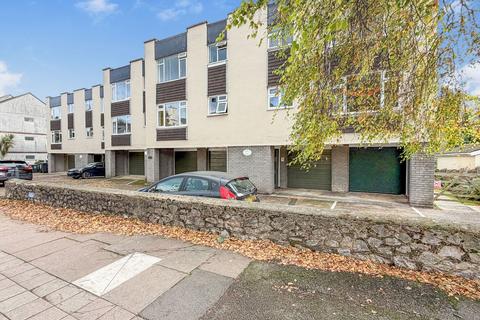2 bedroom flat for sale, New Road, Brixham TQ5