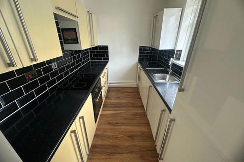 2 bedroom flat for sale, New Road, Brixham TQ5