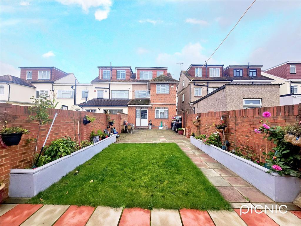 Garden & Rear