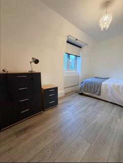 undefined, Union Road, London SW8