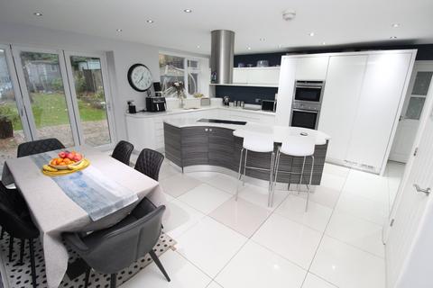 5 bedroom detached house for sale, Woodbank, Leicester LE2