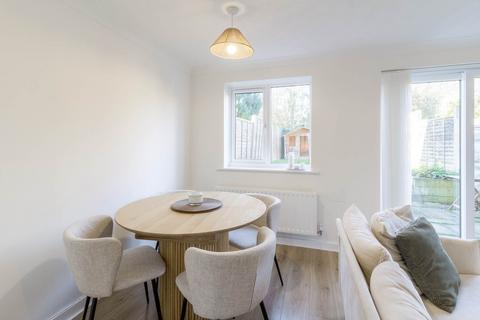 undefined, Groombridge, Milton Keynes MK7