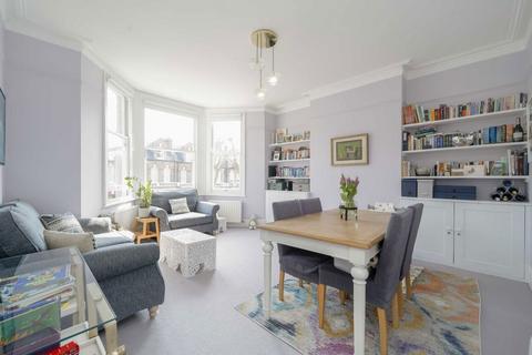 2 bedroom flat for sale, Brondesbury Villas, London NW6