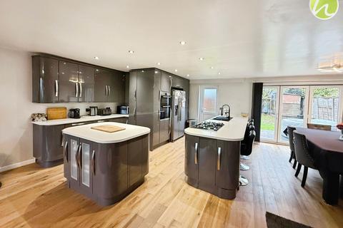 4 bedroom semi-detached bungalow for sale, Ashway, Corringham, SS17