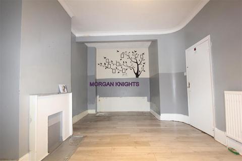 undefined, East Ham E6