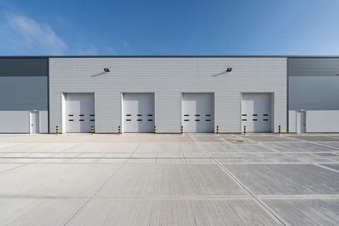 Warehouse to rent, Wade Rd Basingstoke RG24 8NE