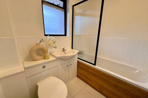 1 bedroom flat for sale, Cooper Close, Southwark, London, SE1