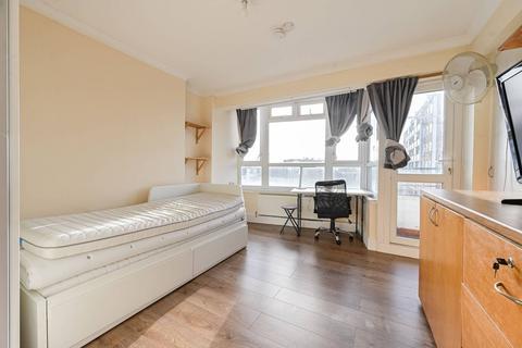 2 bedroom flat to rent, Queens Caroline Street, W6, Hammersmith, London, W6