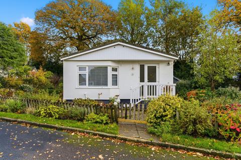 undefined, Lindow Court Park, Mobberley, WA16