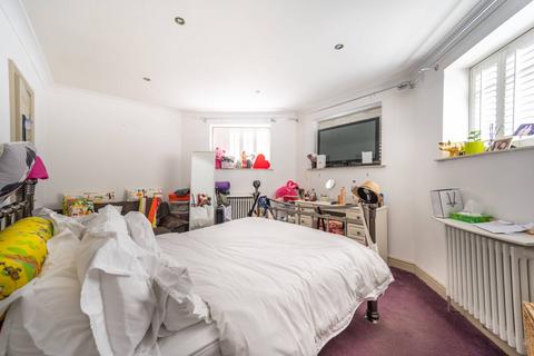 undefined, Christchurch Avenue, Brondesbury, London, NW6