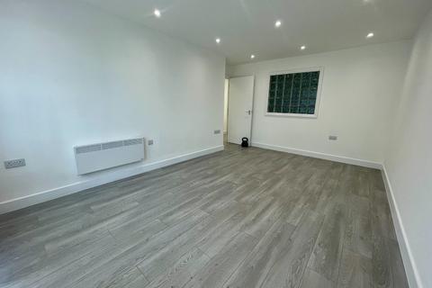 2 bedroom apartment for sale, Geneva Court, 2 Rookery Way, London, Greater London, NW9