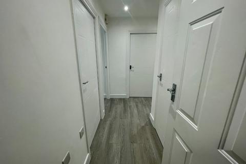 2 bedroom apartment for sale, Geneva Court, 2 Rookery Way, London, Greater London, NW9