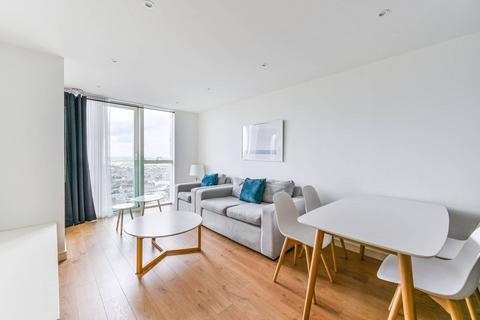 2 bedroom flat to rent, Pinnacle Apartments, East Croydon, Surrey, CR0