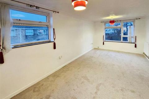 2 bedroom flat to rent, Colinton, Lancashire WN8