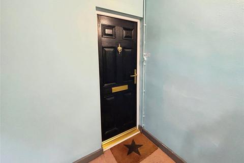 2 bedroom flat to rent, Colinton, Lancashire WN8