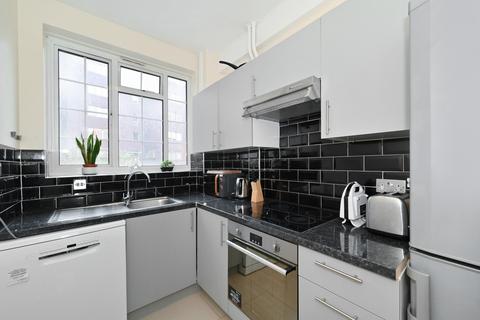 2 bedroom flat to rent, Kensington High Street, London, W14